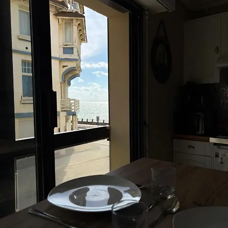 Apartment Vue Laterale Mer, 2 Pers, *